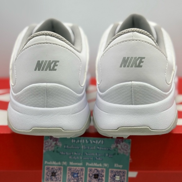 NIKE WOMENS VAPOR GOLF SHOES (10) - Picture 6 of 8